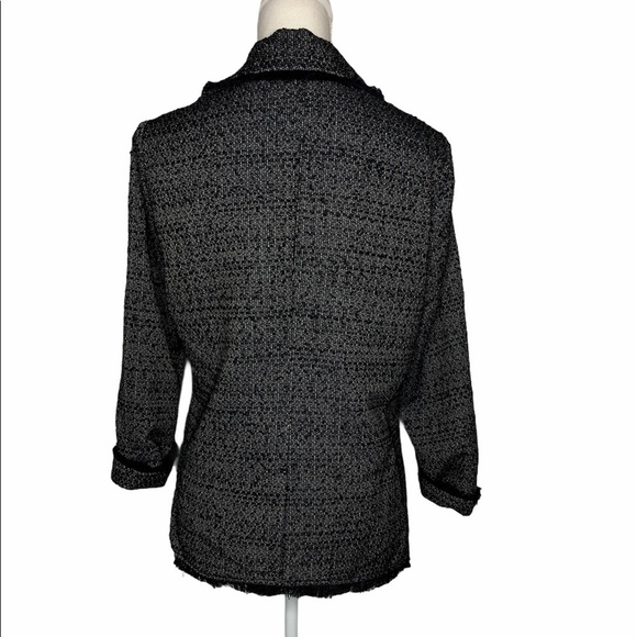 Cupcakes and Cashmere Gregory Tweed Blazer - Picture 4 of 9